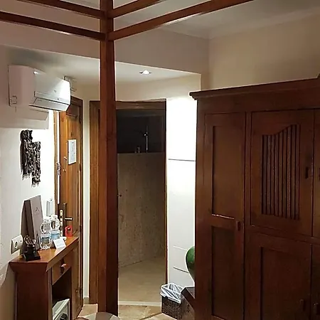La Hotel